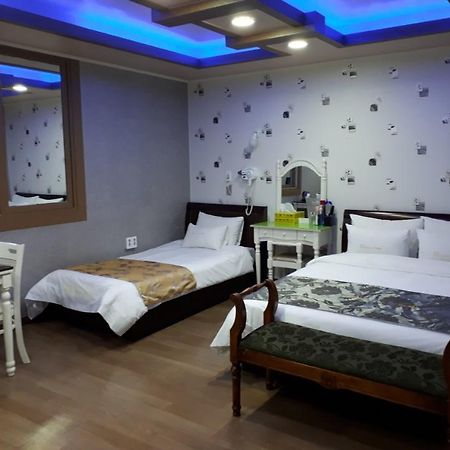 Tiffany Motel Mokpo Luaran gambar
